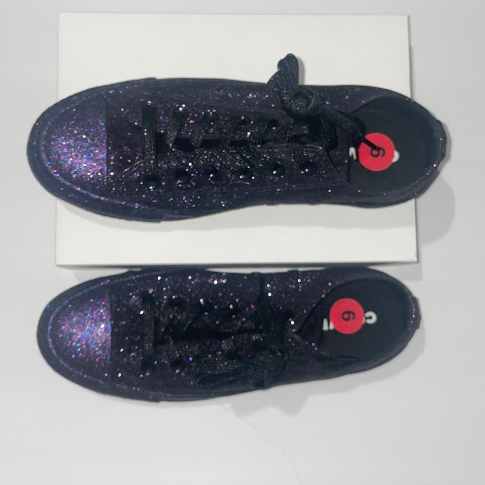 COPY - Converse Dark Purple W/ Glitter, Black Glitter Shoestrings, Size 8 Women…